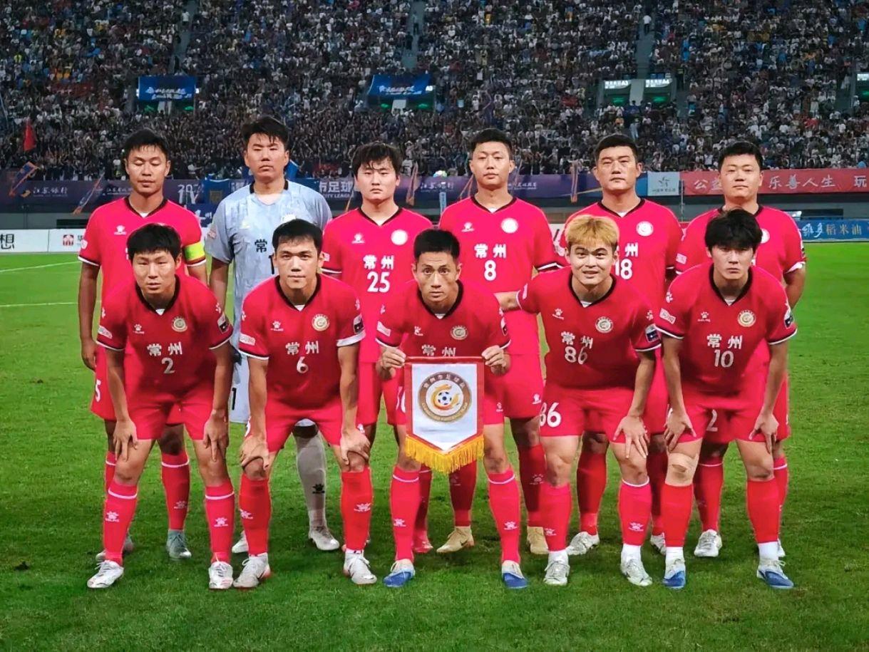 里程碑夜法兰克福造点机会，中超集结日刷纪录，态度坚定，训练强度明显提升的简单介绍