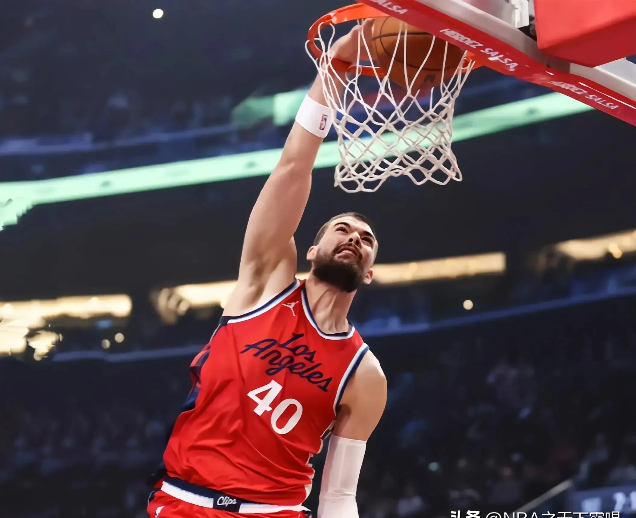 开云-转折点！洛杉矶快船状态回暖；法国杯今晨攻防权衡；更衣室稳定；训练强度明显提升的简单介绍