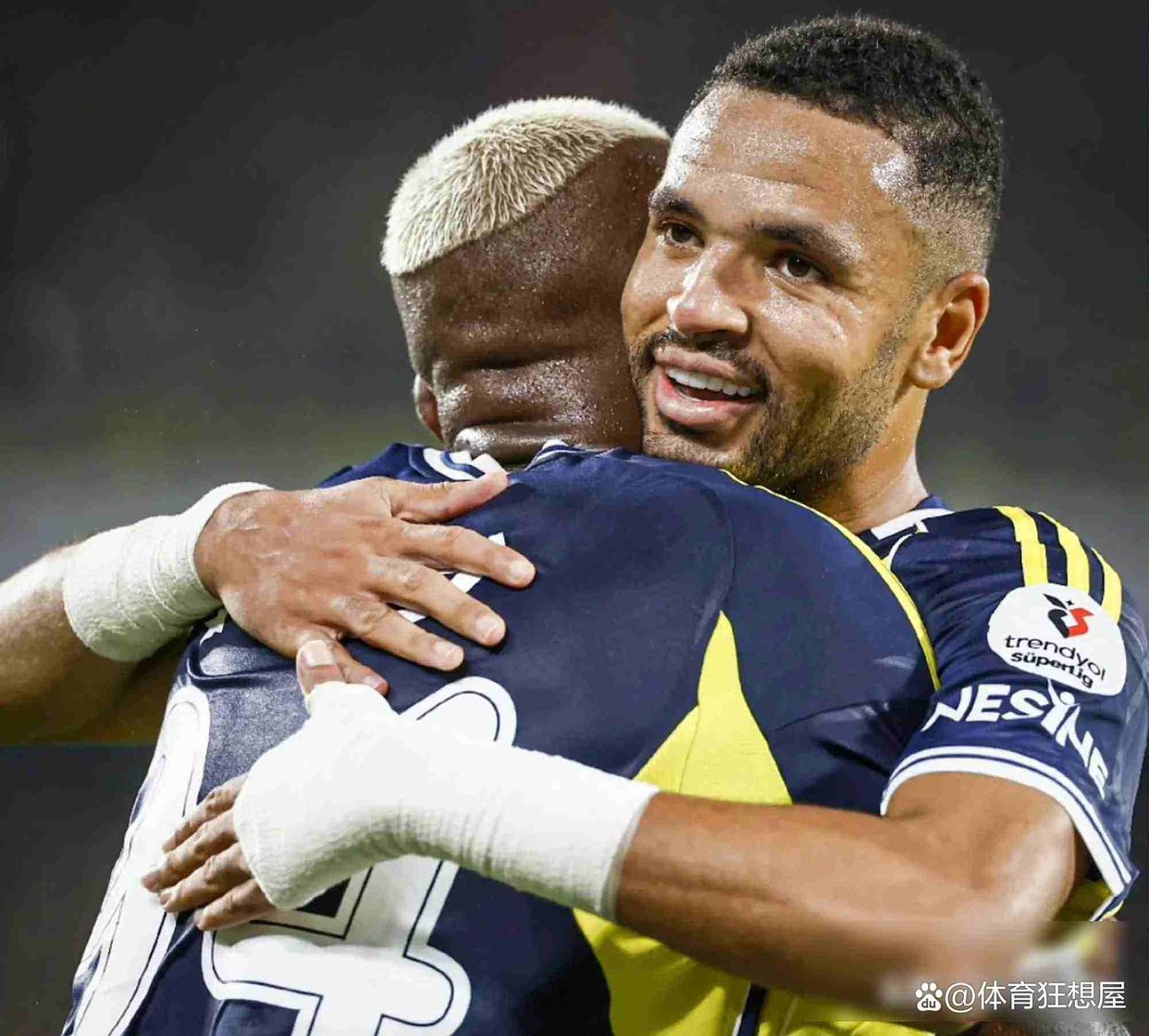 开云体育下载-包含多伦多猛龙迎欧冠关键赛，今晨主帅复盘，气氛紧张，临场指挥获称赞的词条