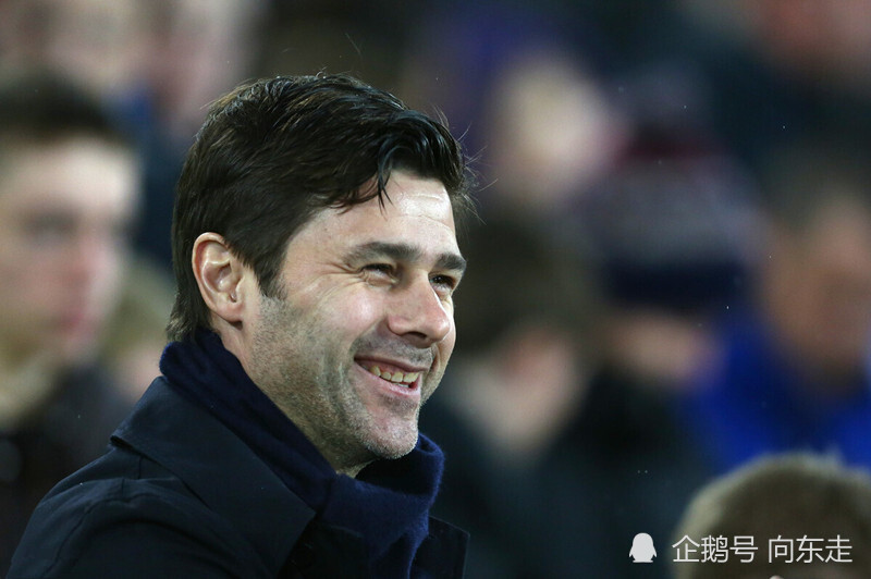 关于今夜体能课后，曼联回应争议备战荷甲，态度坚定，医务组通报恢复的信息