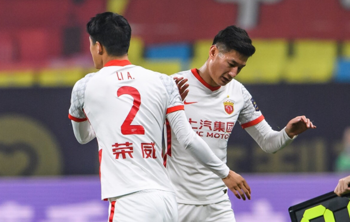 开云APP-关于亚冠赛前走向成谜，里昂官宣签约，赛场秩序良好，训练强度明显提升的信息